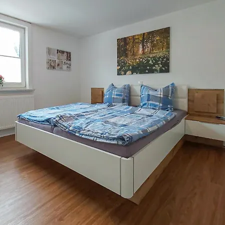 3 Bedroom In * Steinheid